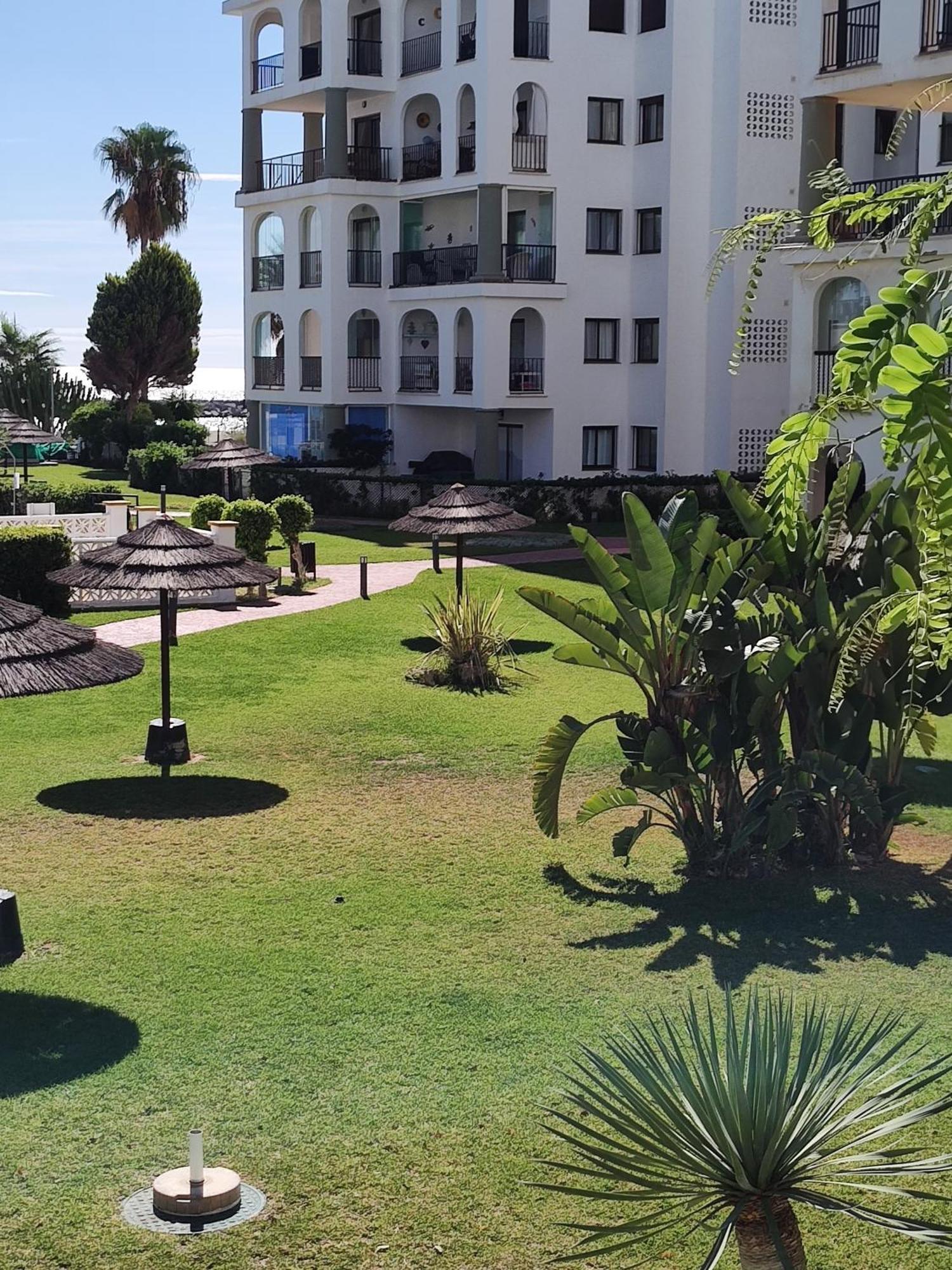 Duquesa 5210 Beach Side Paradise Castillo de Sabinillas Exterior foto